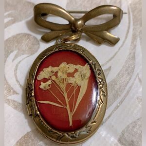 Antique Hanging Bow Locket Brooch Pin w/ Pressed Flower 1.5” Gorgeous